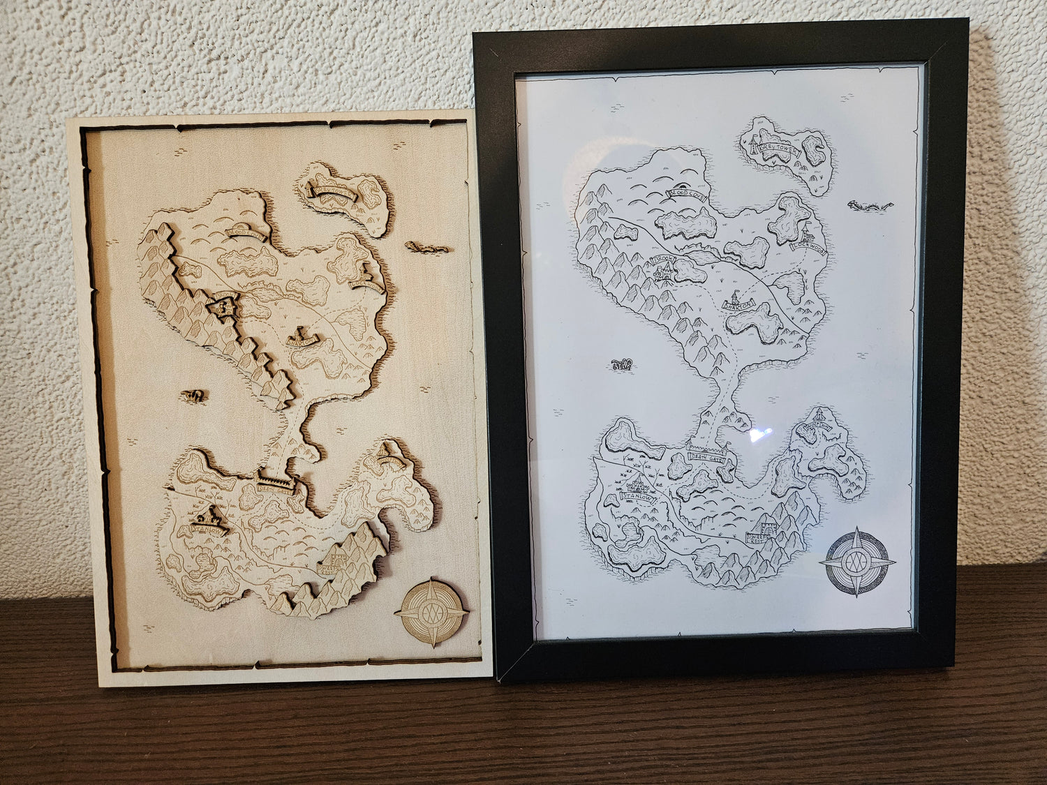 fantasy kaarten gegraveerd op hout