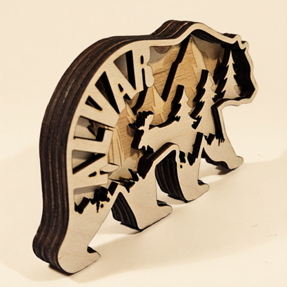 achterkant van gelaagd houten naambordje beer met 3D effect