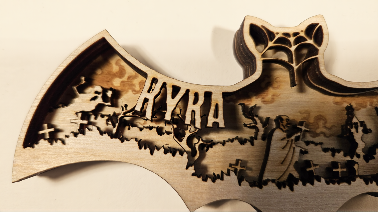 detail houten vleermuis naambordje 3D lagen halloween