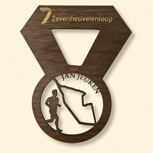 Gepersonaliseerde medaille 7-Heuvelenloop met naam en datum